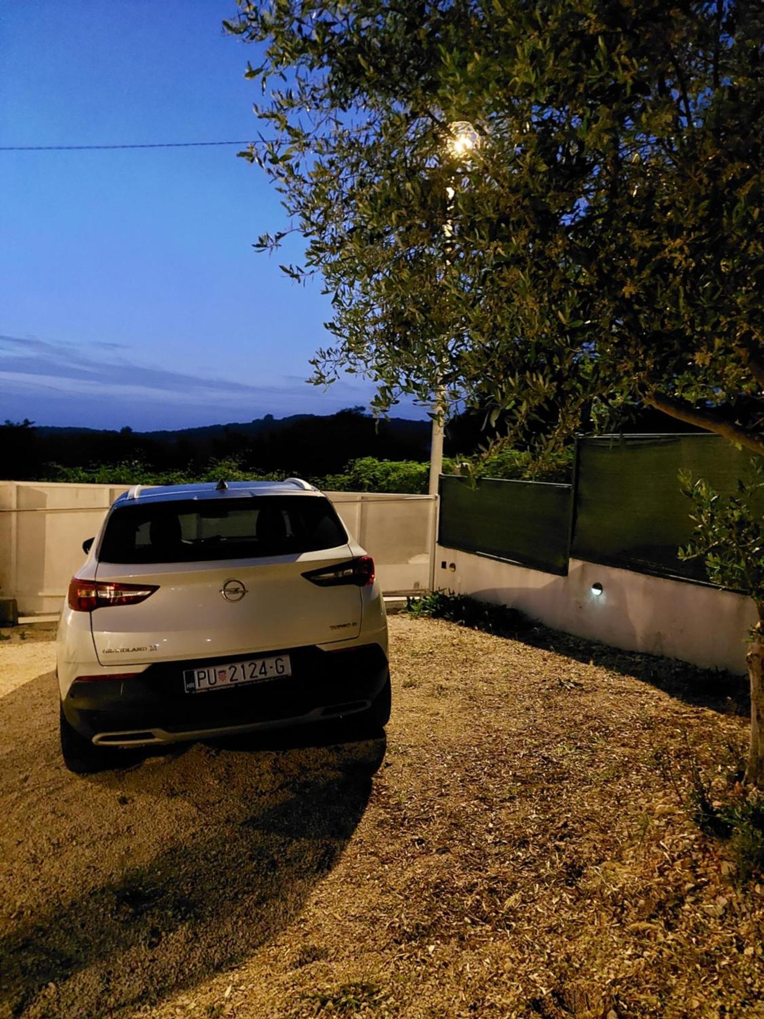 Family Apartment Villa Zrnka S Besplatnim Parkingom Rovinj Ngoại thất bức ảnh